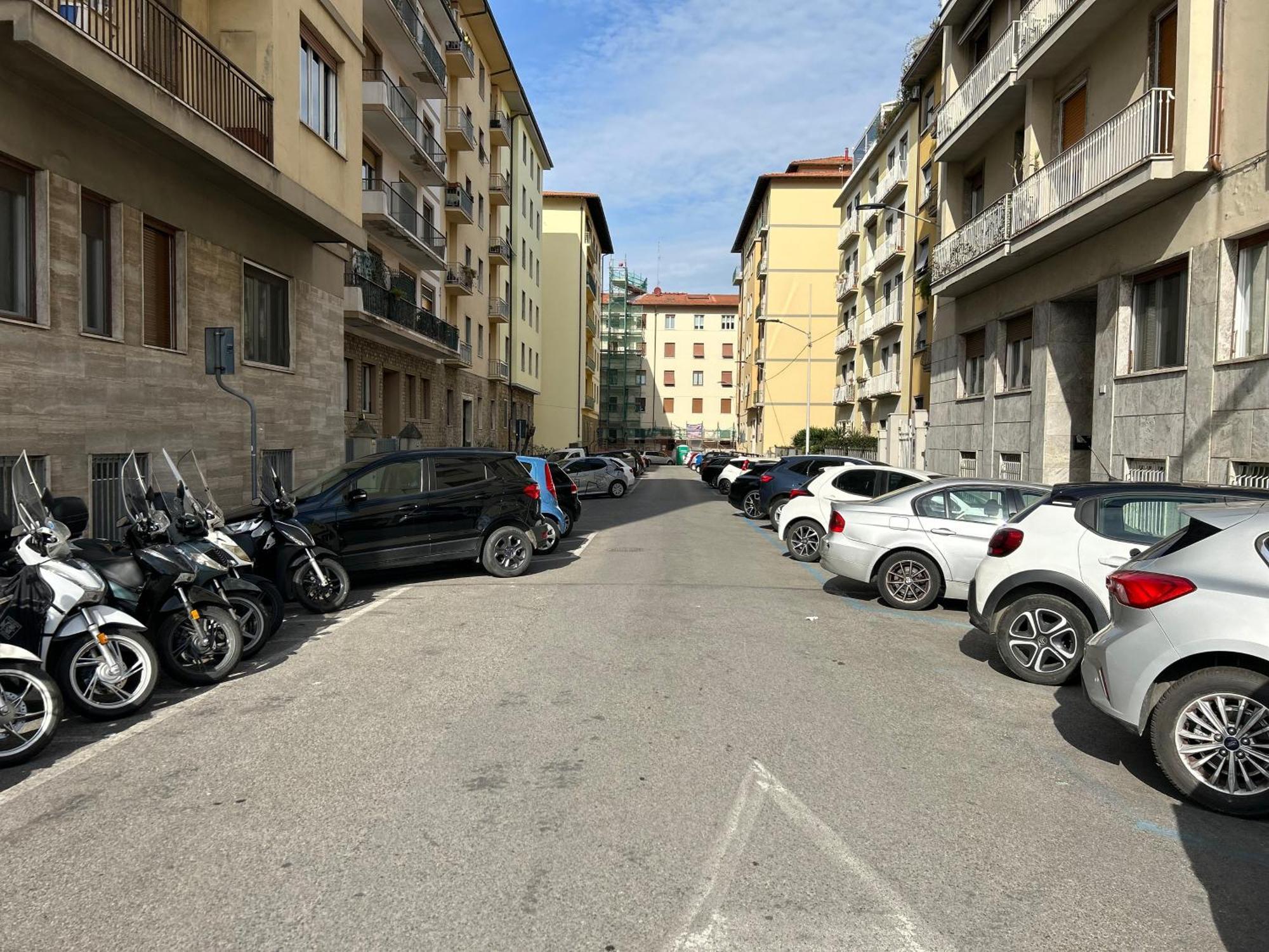Casa Di Giotto- Firenze- Spaziosa- Vicina Al Centro Buitenkant foto